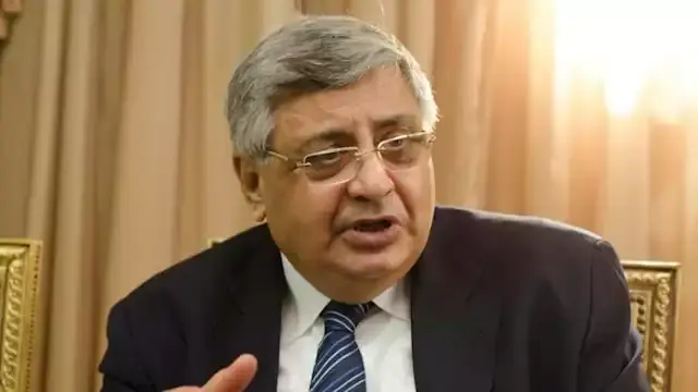 مستشار الرئيس للصحة: الدواء هو...