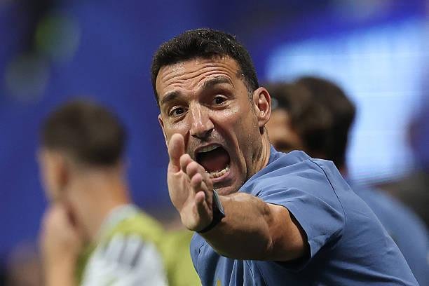 سكالوني: عانينا أمام مصر.. وهذ...