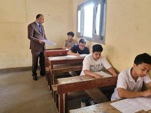 التعليم تشدد على الانضباط وتحذ...