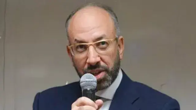 حسام المندوه يكشف تفاصيل أزمة...