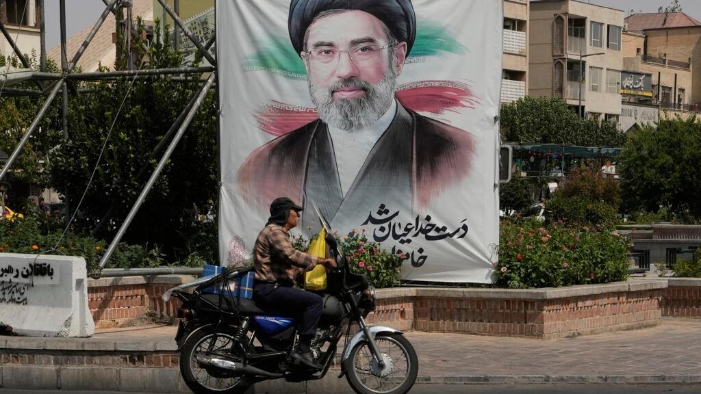 مباشر: البرلمان الإيراني يوافق على تعيين مهرداد أخلاقي كتابجي وزيرا للدفاع