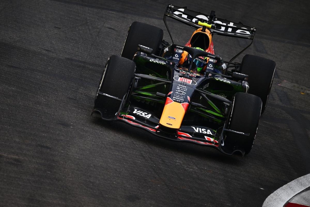 “It’s just weird” – Isack Hadjar confused by ‘undriveable’ Red Bull F1 car