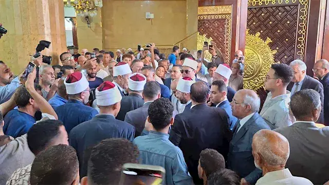 وزير الأوقاف يفتتح مجمع الرواق...