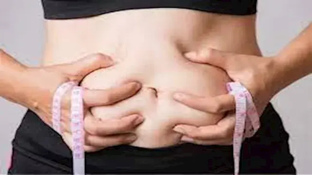 6 مشروبات قد تساعد على تقليل ا...