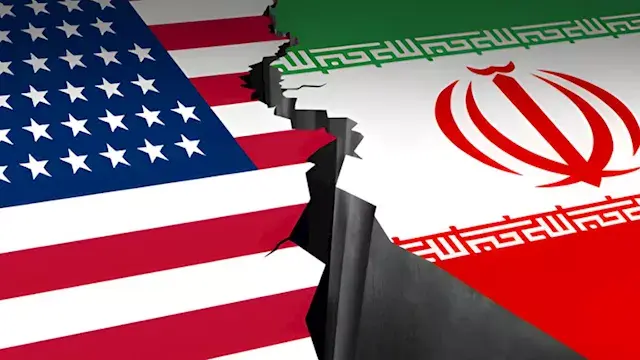 طهران تعلن تفكيك قنبلة أمريكية...