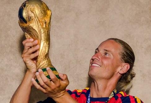 بعد التتويج بكأس العالم.. مارك...