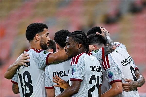 الإمارات تهزم البحرين بثلاثية وتتأهل إلى نصف نهائي خليجي 27