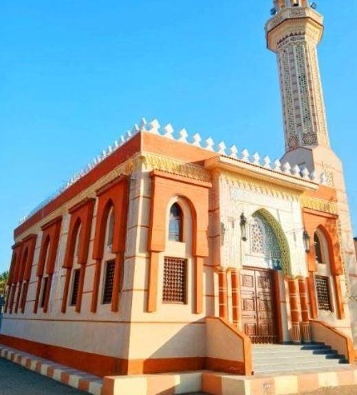الأوقاف تفتتح 10 مساجد في 9 مح...