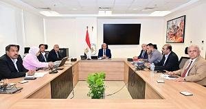 وزير الري يتابع أعمال قطاع الم...