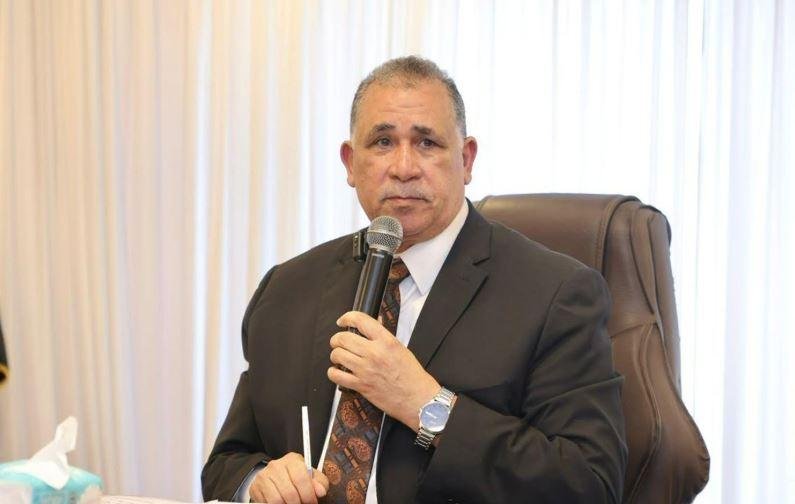 نقيب المحامين يصدر قرارا بإسنا...