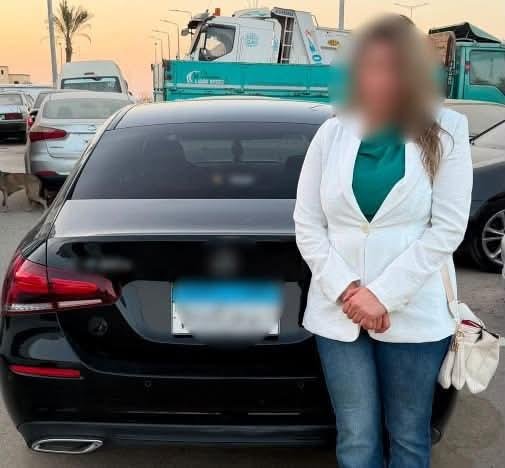 ضبط سيدة سمحت لأطفالها بالجلوس...