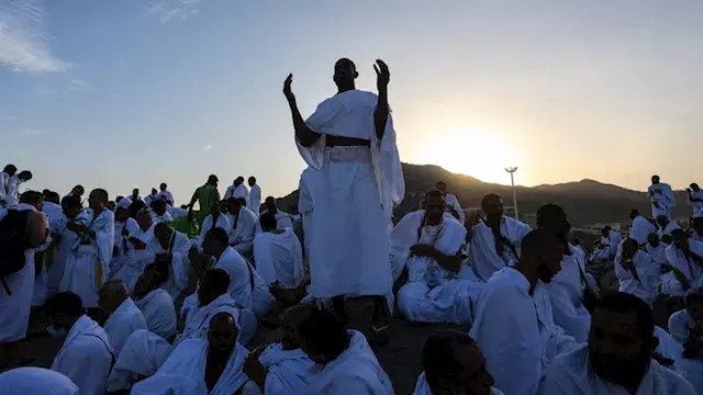في أيام العيد.. الأزهر وإذاعة القرآن يواصلان الاحتفال بموسم الحج