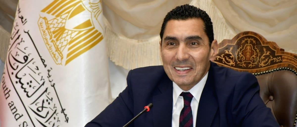 جوهر نبيل: اختلاف والتزام واضح...