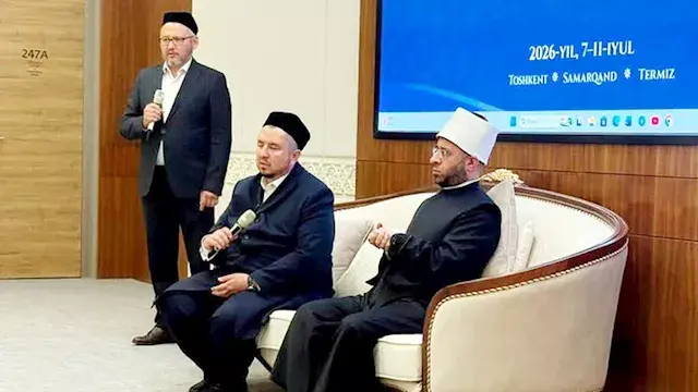 وزير الأوقاف يلقي محاضرة عن ال...