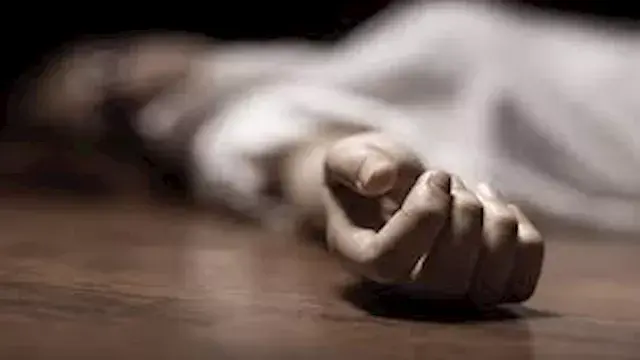 "اتخانقت مع جوزها فشنقت نفسها".. كواليس وفاة ربة منزل داخل شقتها ببولاق