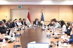 وزير السياحة يترأس أول اجتماع...