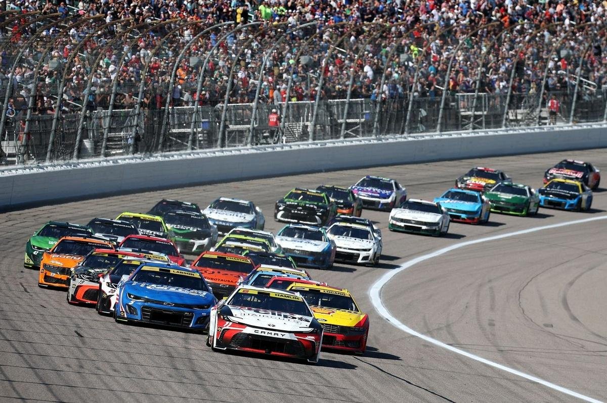 How to watch NASCAR at Kansas II this weekend: Full schedule, start time, TV