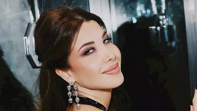 أيمن بهجت قمر يكشف الأغنية الد...