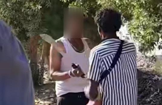 القبض على بلطجي بتهمة ترويع ال...