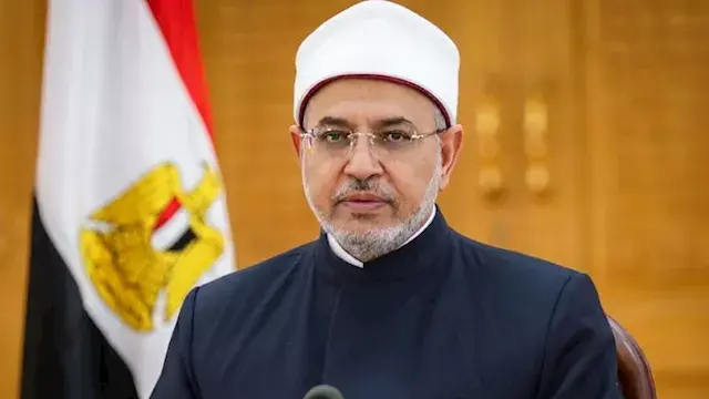 رئيس جامعة الأزهر: آية «وقيل ي...